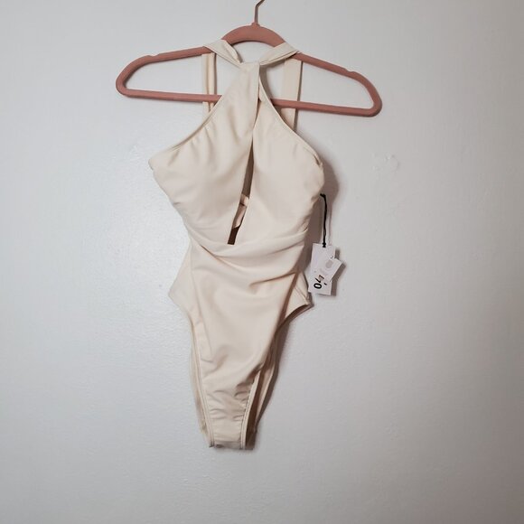 Ivory Halter Swimsuit Size XS NWT Shade n Shore Medium Seat Coverage Adjustable - Picture 2 of 7